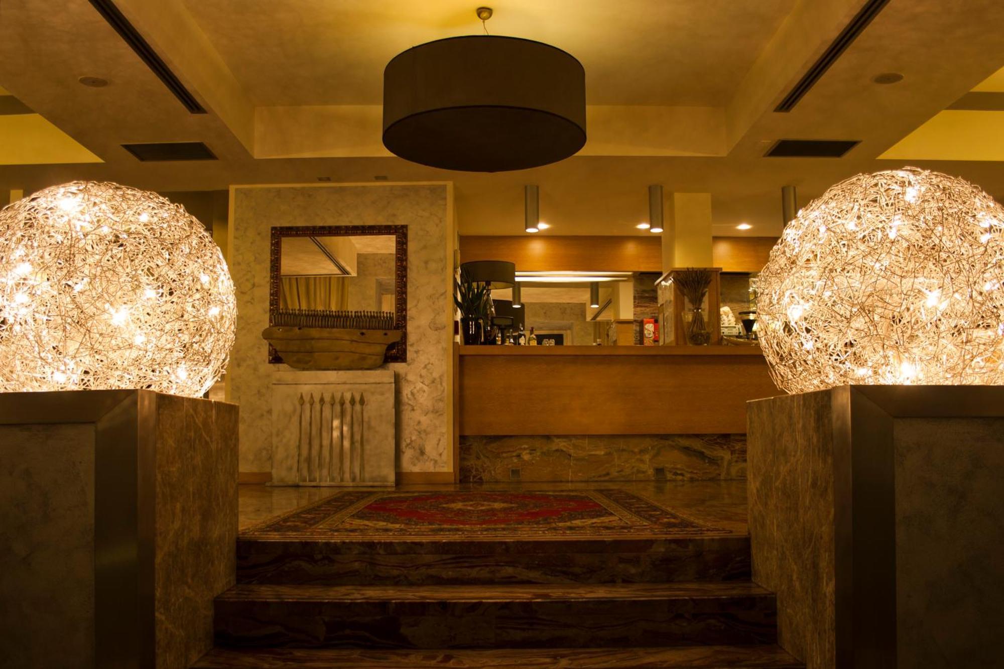 Hotel San Martino Boario Terme エクステリア 写真