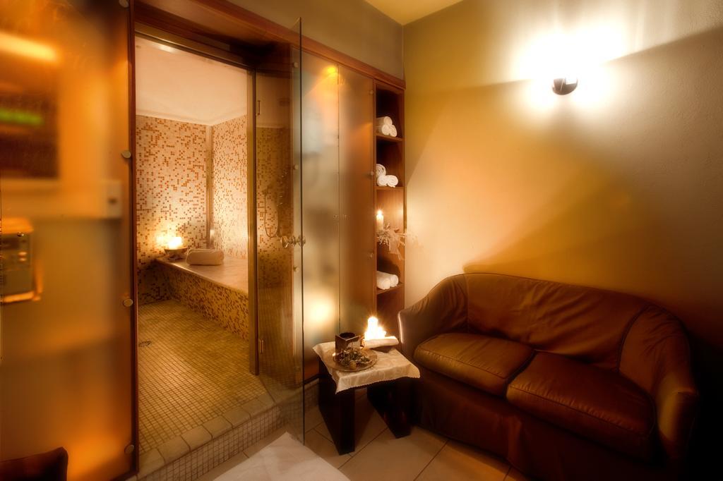 Hotel San Martino Boario Terme エクステリア 写真