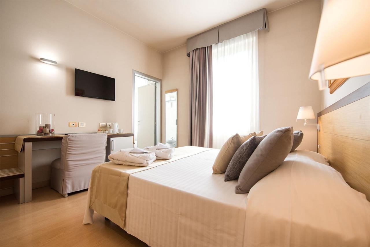 Hotel San Martino Boario Terme エクステリア 写真