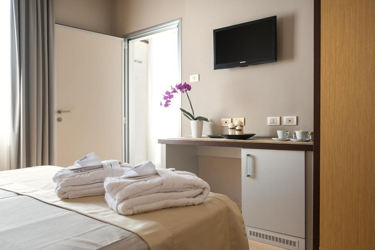 Hotel San Martino Boario Terme エクステリア 写真