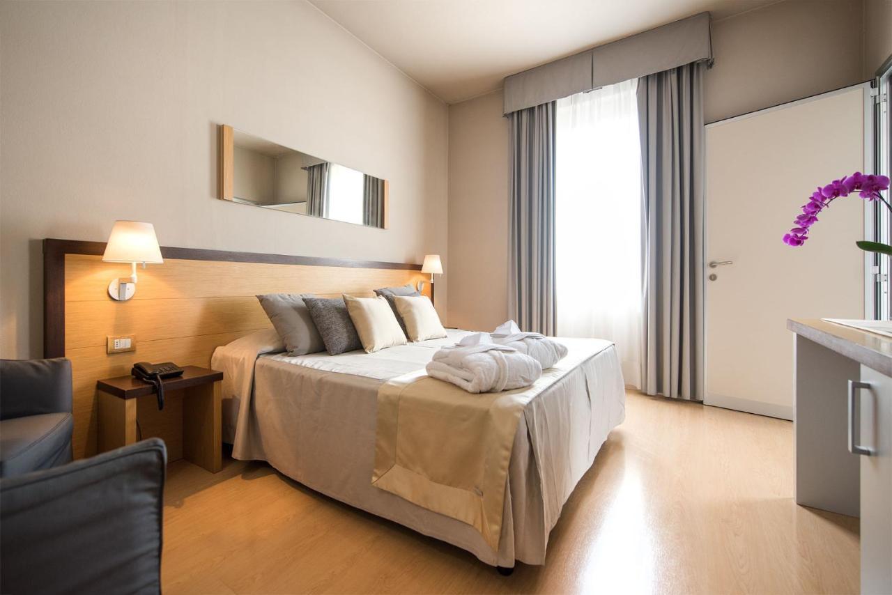 Hotel San Martino Boario Terme エクステリア 写真